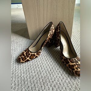 Ann Taylor Leopard Haircalf Block Heel Pumps Size 7.5